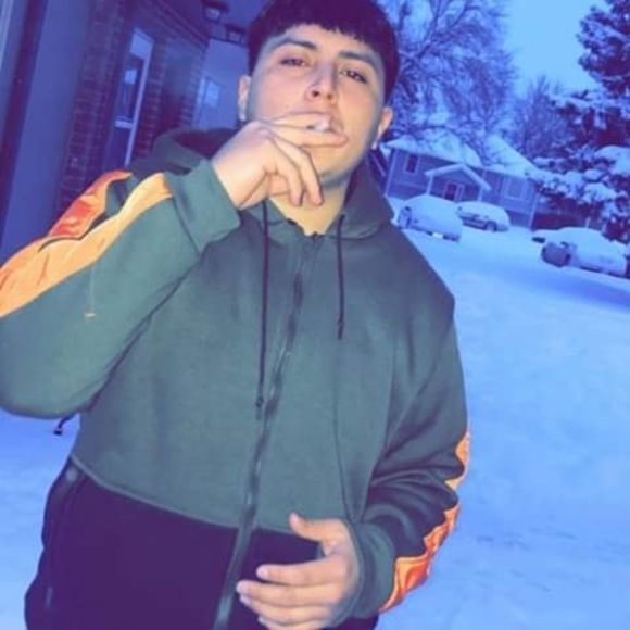 Meet your Posher, Carlos - Picture 1 of 1